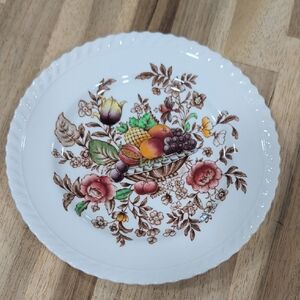 White Floral Fruit Pattern Decorative Dinner Plate